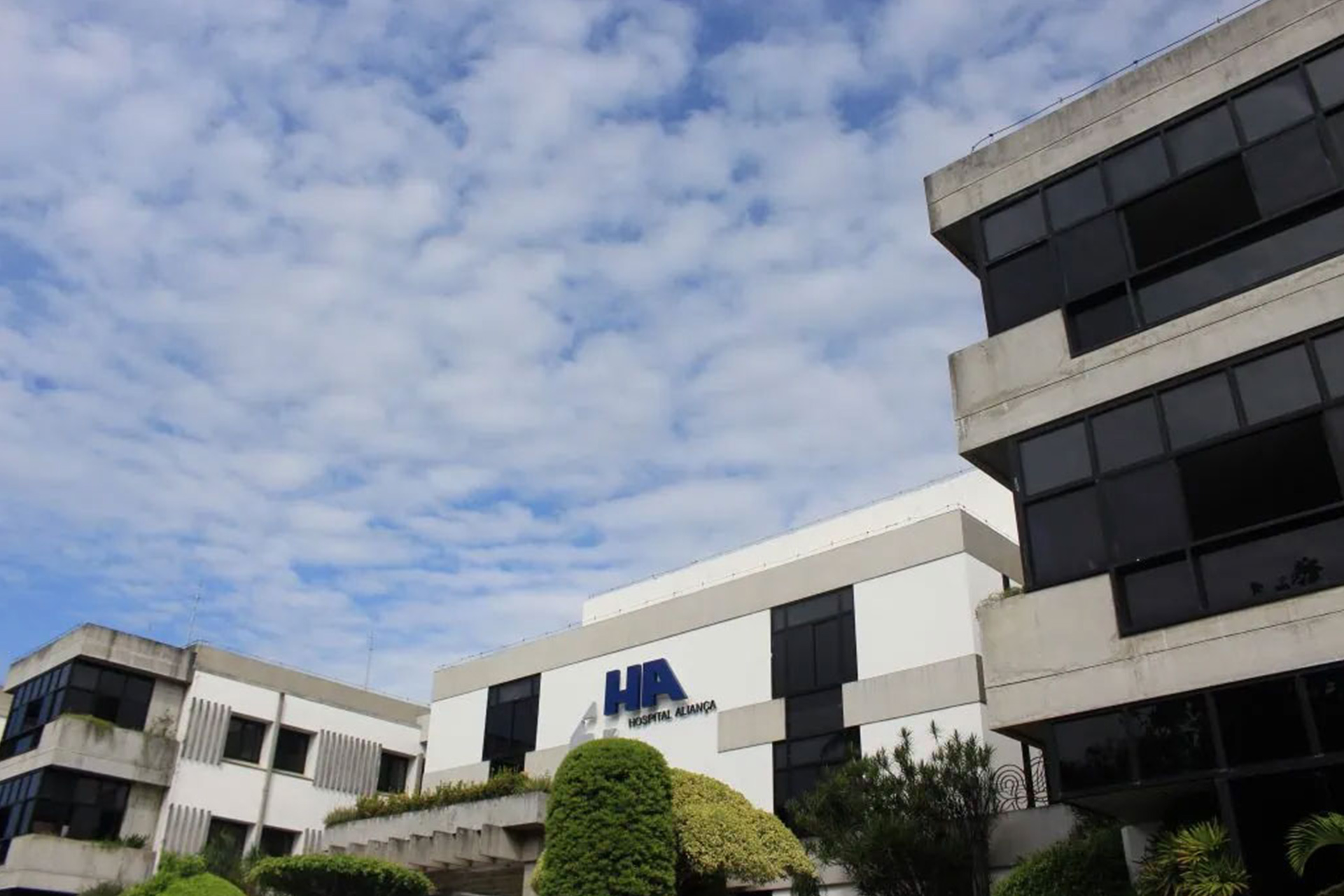 Dr. Heron Cangussu Consultório e Rede de Atendimento